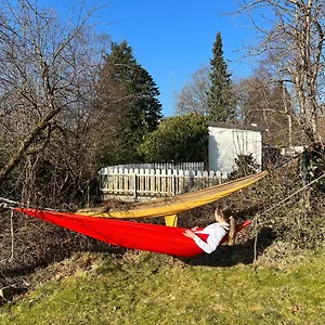Cosy With Free Parking Apartment